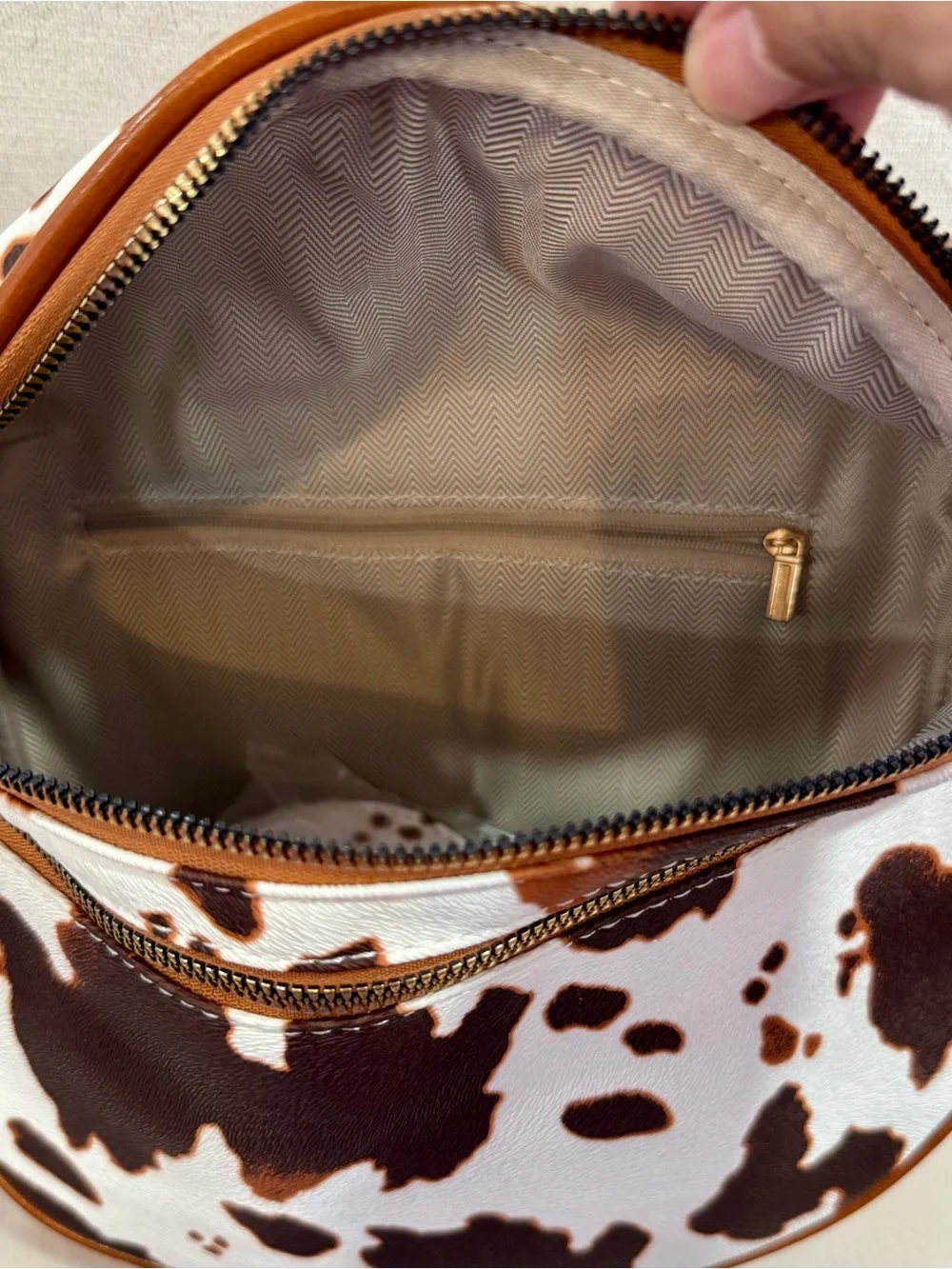 New Cowhide-Print Brown and White Crossbody Bag with Gold Hardware